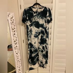 Shirt dress with side slits